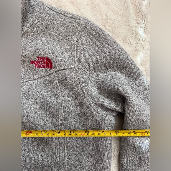 North Face Jacket. Sz M. - Picture 7 of 10